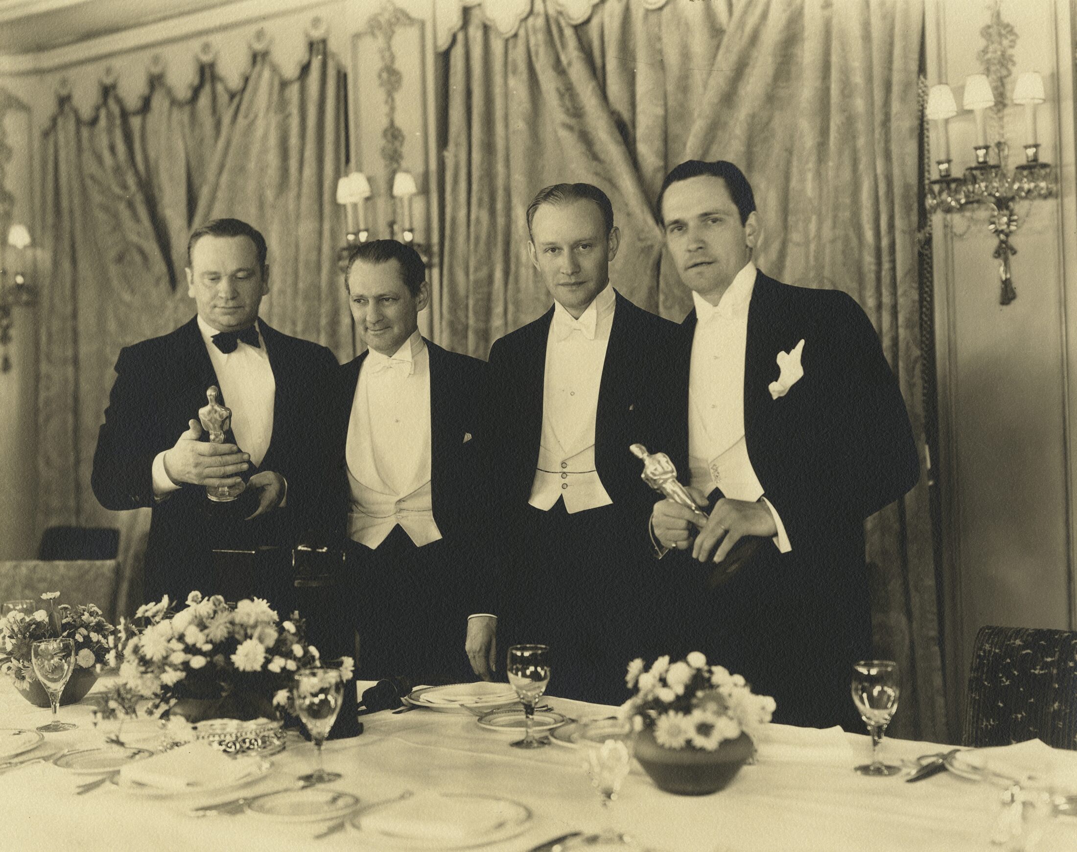at the 1931/32 (5th) Academy Awards banquet