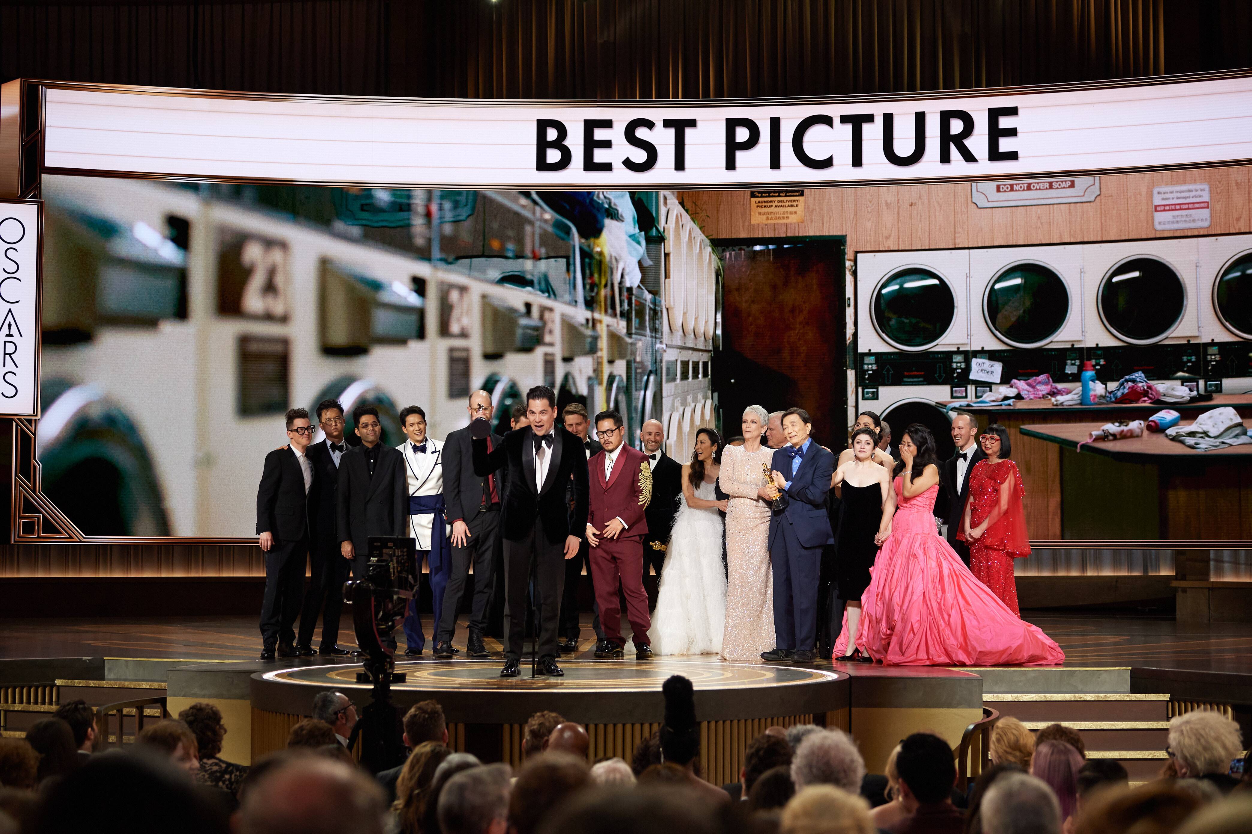 12 Movies That Won Best Picture Oscars With No Acting Nominations